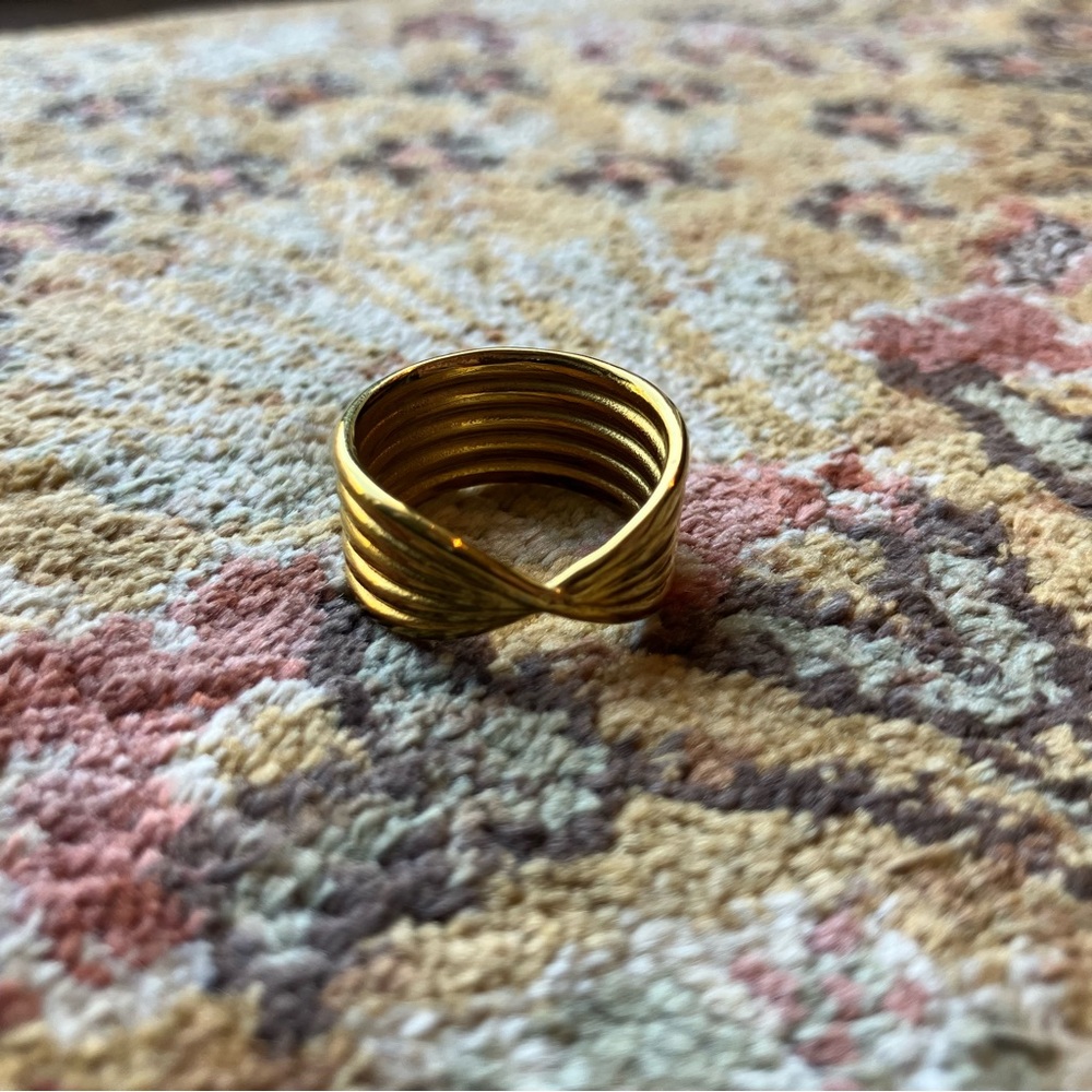 Twist Ring Gold-Plated
